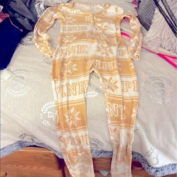 Small unique Vs pink fair isle onsie/ sleep pajama’s pj’s thermal waffle knit - Picture 1 of 6